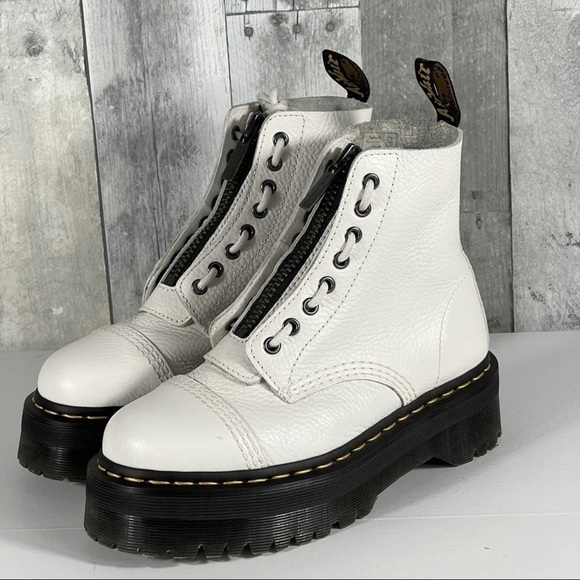 DR. MARTENS WOMEN’S SINCLAIR MILLED NAPPA LEATHER PLATFORM BOOTS WHITE SZ- 7 .US - Picture 4 of 12